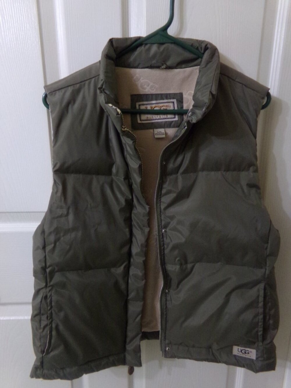 Ladies UGG Puffer Vest